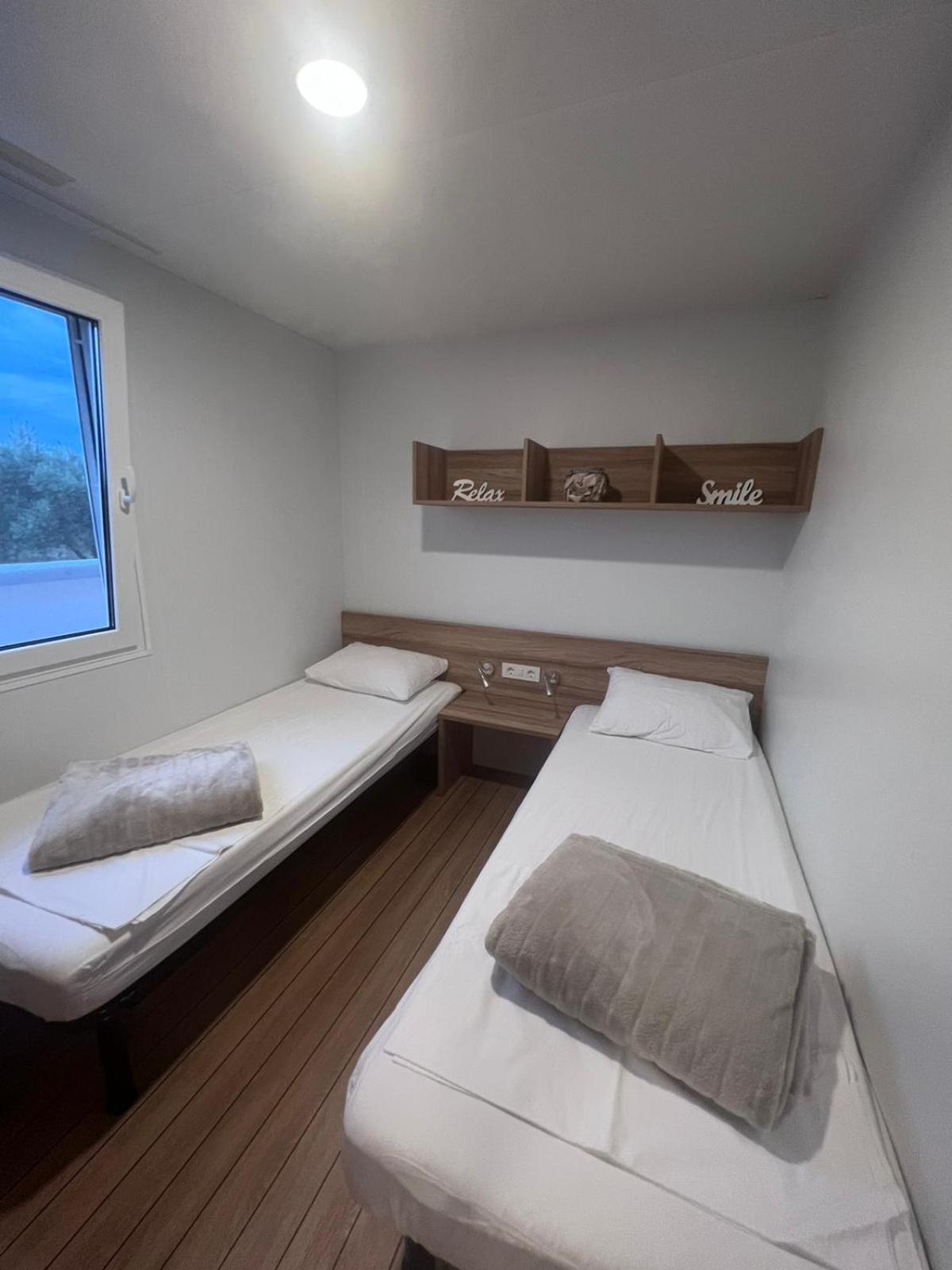 Mobile House F&L Villa Biograd na Moru Kültér fotó